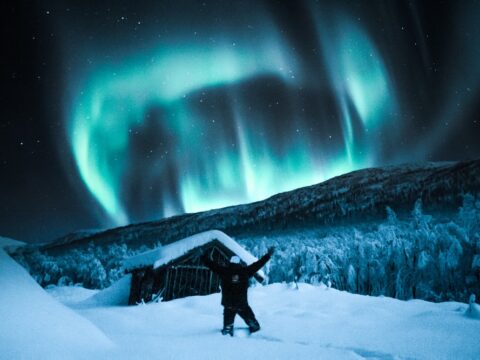 volunteering opportunities, north, sweden, aurora, experiences, excursions, hiking, snow, food and accommodation, exchange,